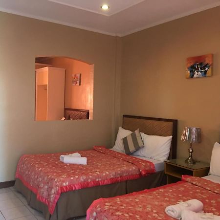 Hotel Casa Felipa Laoag Zewnętrze zdjęcie