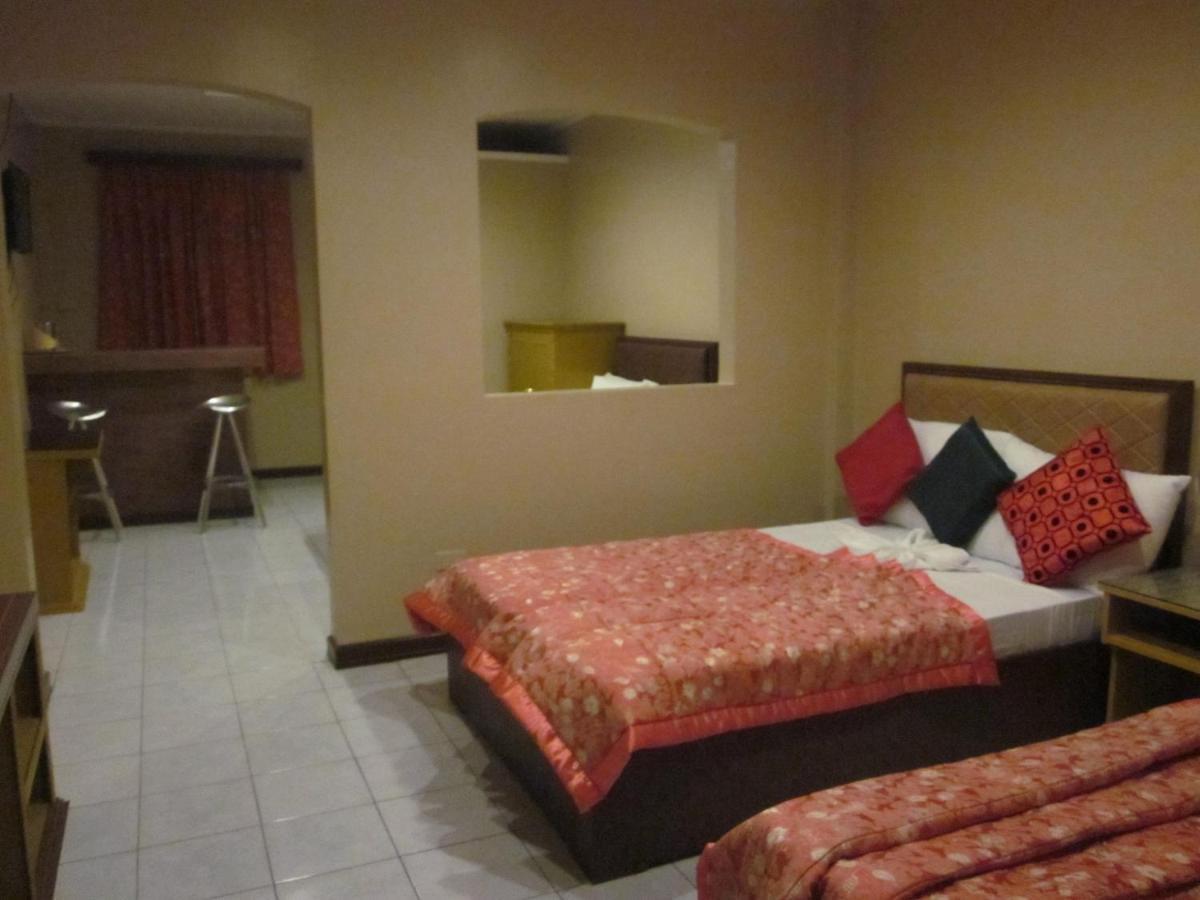 Hotel Casa Felipa Laoag Zewnętrze zdjęcie