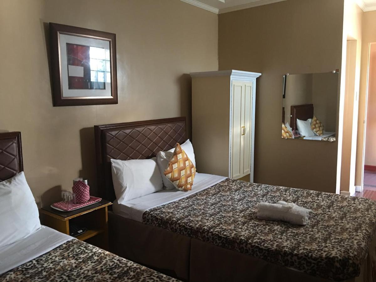 Hotel Casa Felipa Laoag Zewnętrze zdjęcie