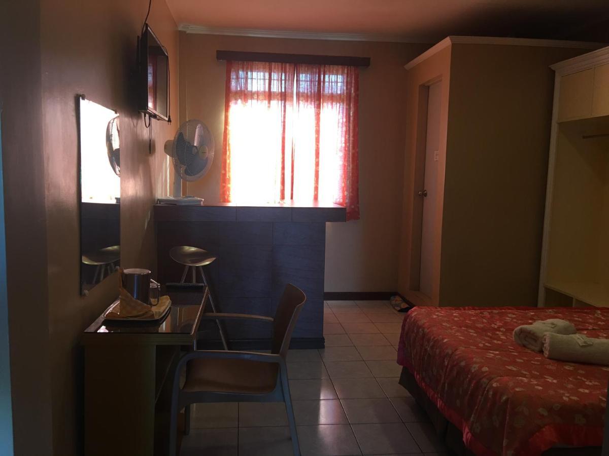 Hotel Casa Felipa Laoag Zewnętrze zdjęcie